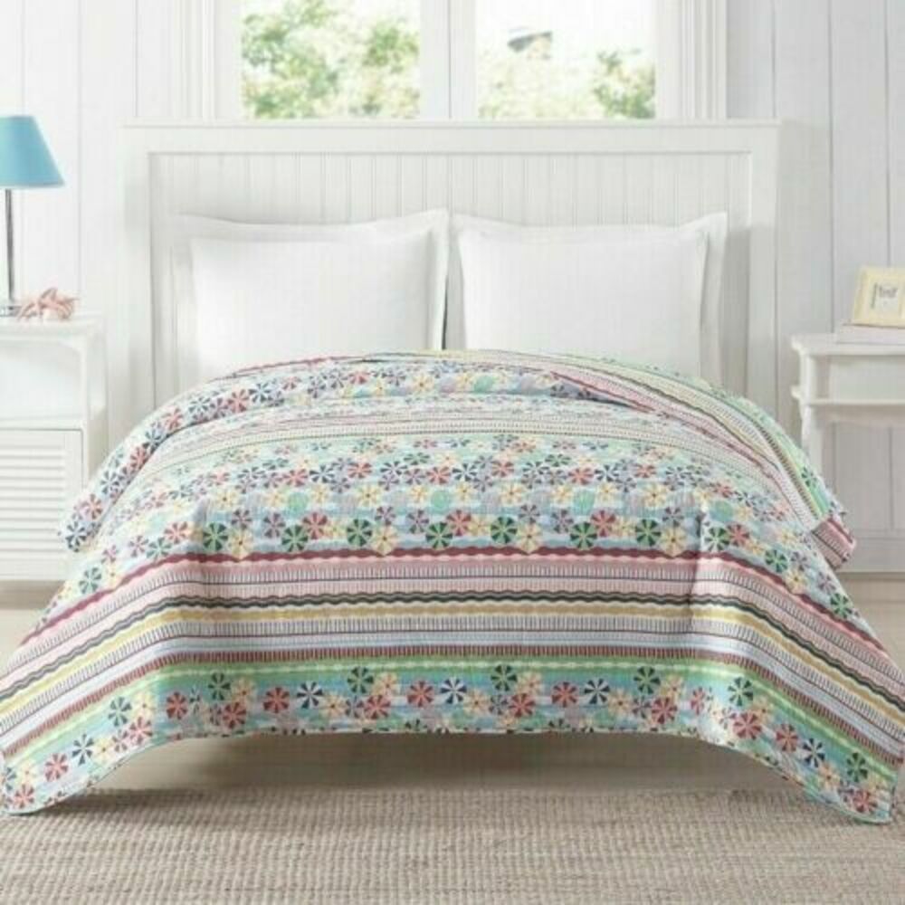 Nantucket Full Queen Comforter Quilt Coverlet Reversible Umbrellas Spring Summer